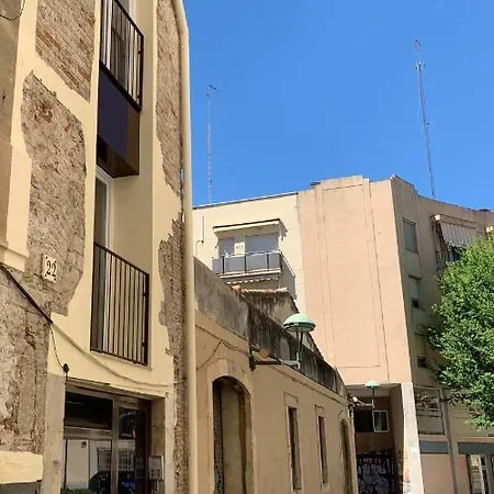 Desactivado Atico Duplex Con Barbacoa Y Terraza En Barri Port Maritim